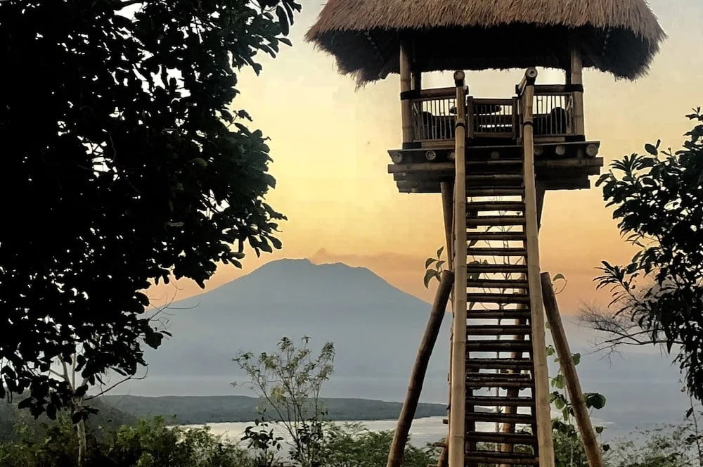 Agung view Amok sunset bar restaurant