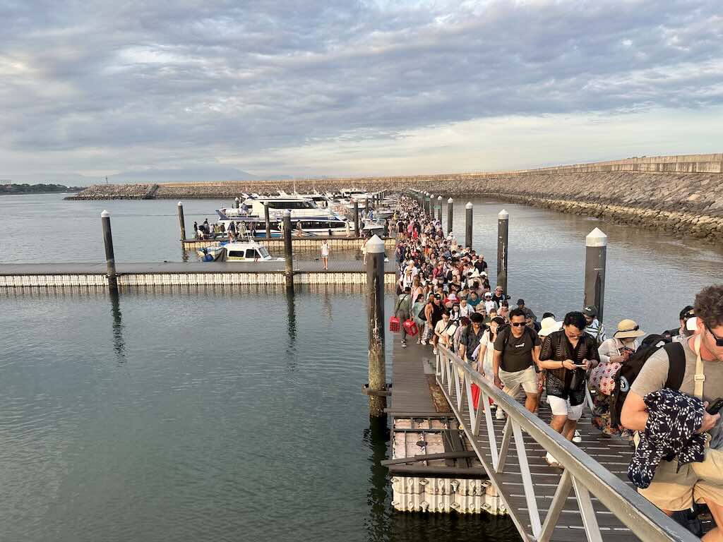 Port de Sanur pourquoi réserver votre bateau depuis et vers Nusa Penida en haute saison